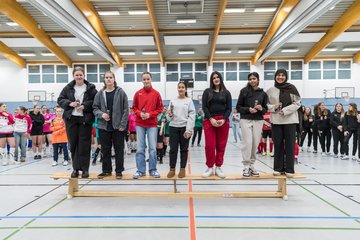 Bild 21 - B-Juniorinnen 2 Loewinnen Cup